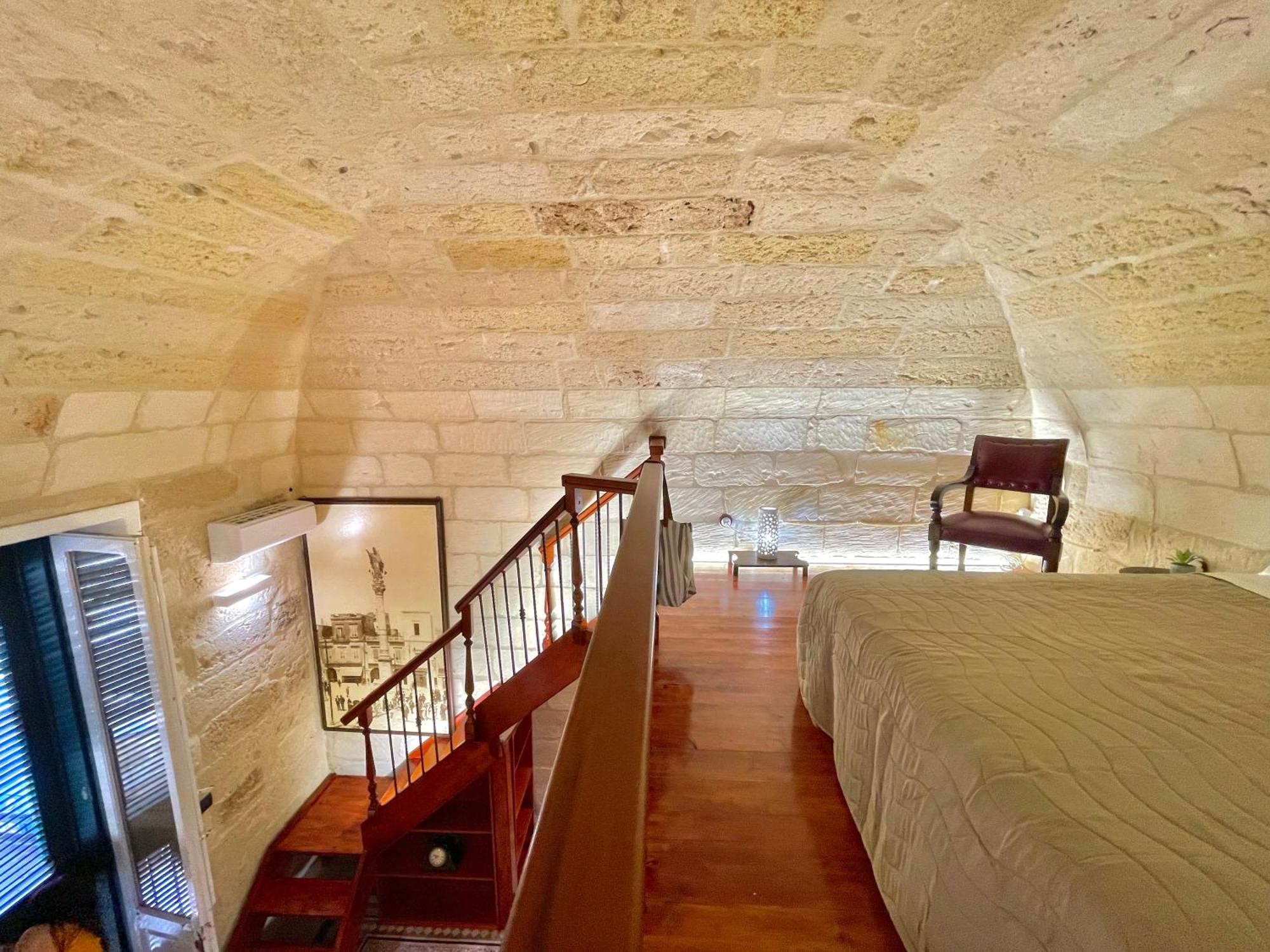 Vohis Luxury House - Fast Wi-Fi & Easy Parking Apartment Lecce Exterior photo