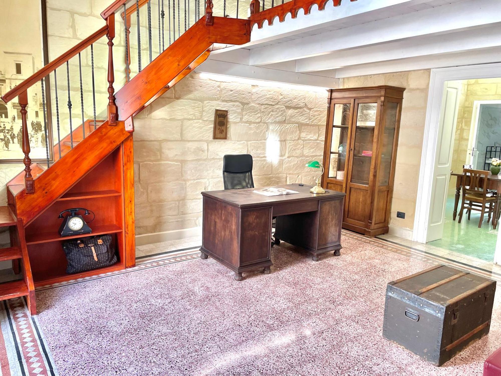 Vohis Luxury House - Fast Wi-Fi & Easy Parking Apartment Lecce Exterior photo
